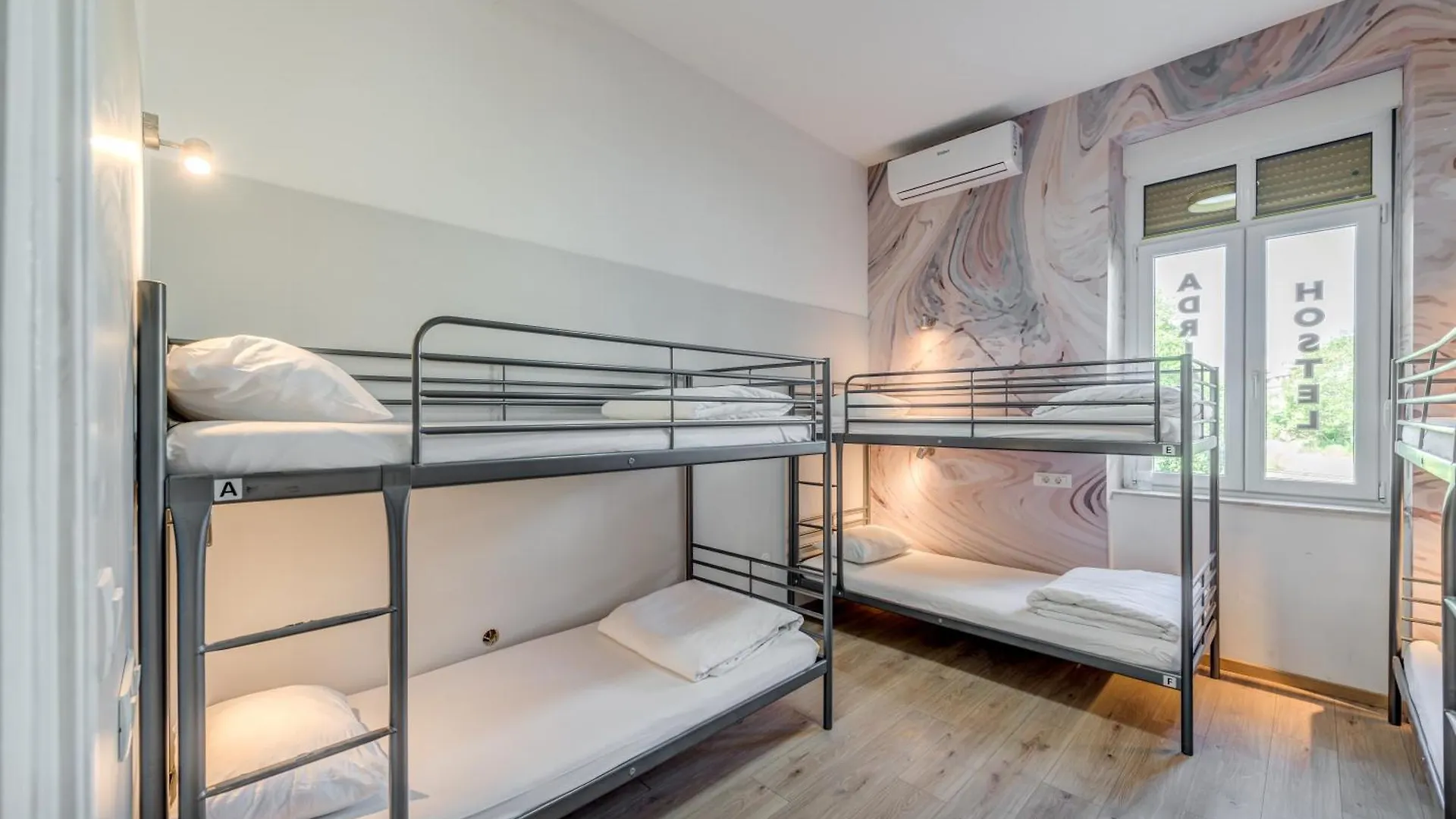 Hostel Colors Of Adriatic - Youth Only Spalato