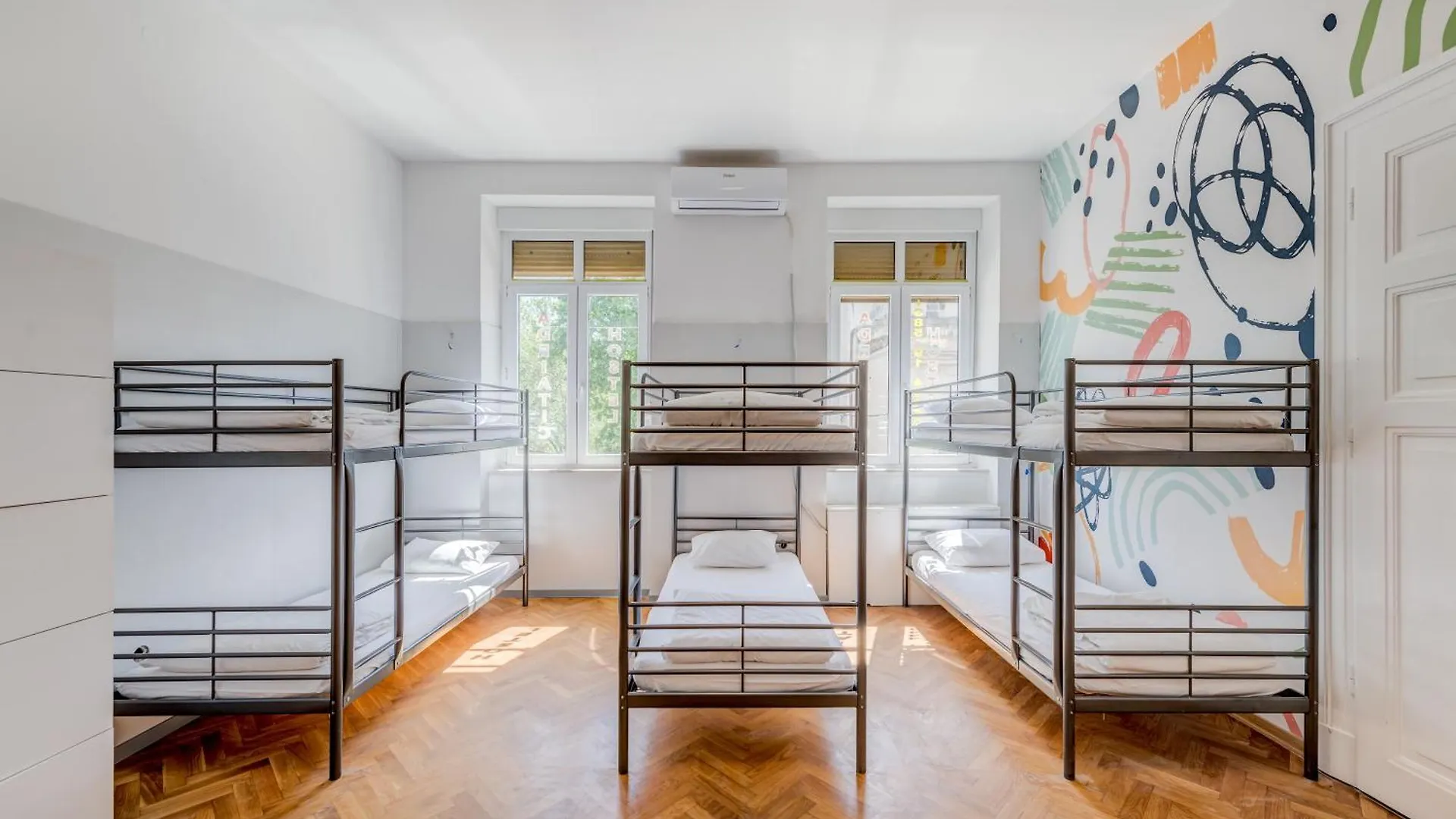 Hostel Colors Of Adriatic - Youth Only Split Croatia