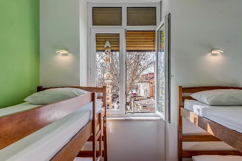 Hostel Colors Of Adriatic - Youth Only Split Croatia